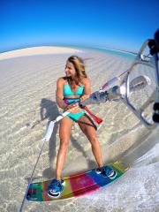KITESURF OKTATÁS KEDD 11 óra VELENCE
